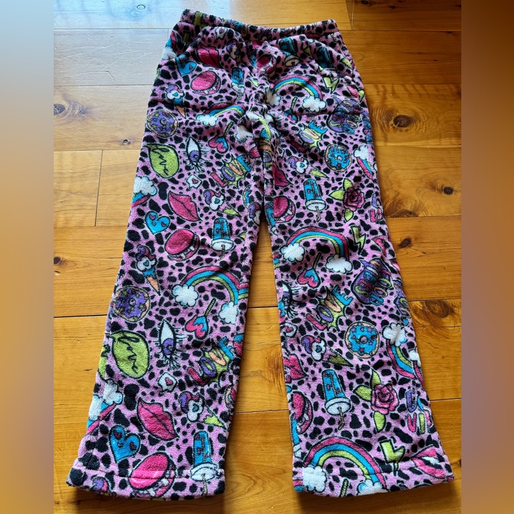 Candy Pink Fleece Pajama Bottoms with Vibrant Pattern